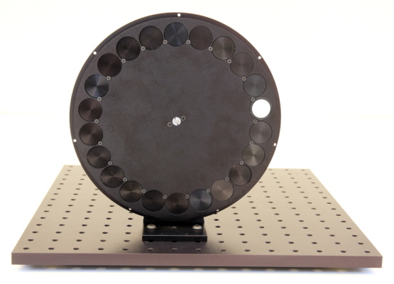 Large Capacity Wheel Mounting on Optical Bench